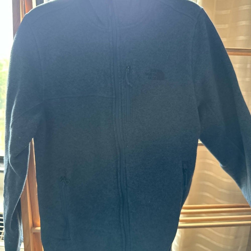 The North Face Men's dark blue Sweater